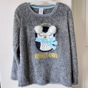 NWT Secret Treasures Sleepover Fuzzy Gray Long Sleeve Night Out Penguin Small